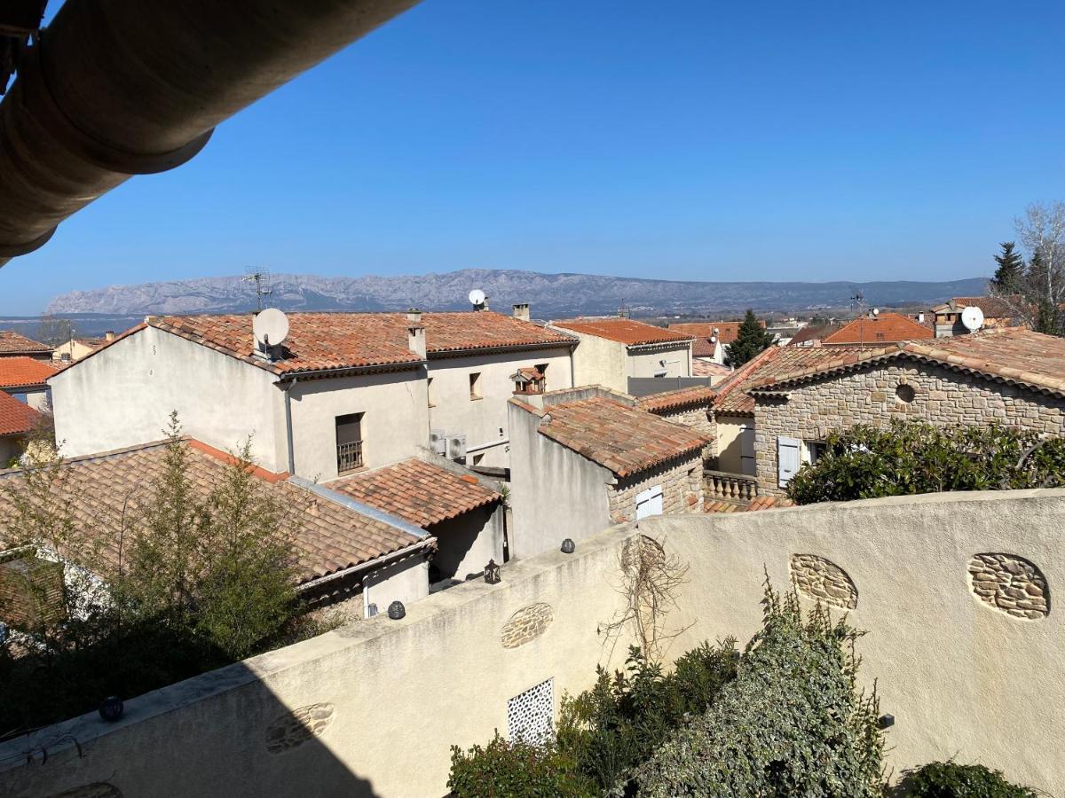Chateaux Demeures Vallee De L'Arc Trets Exteriör bild